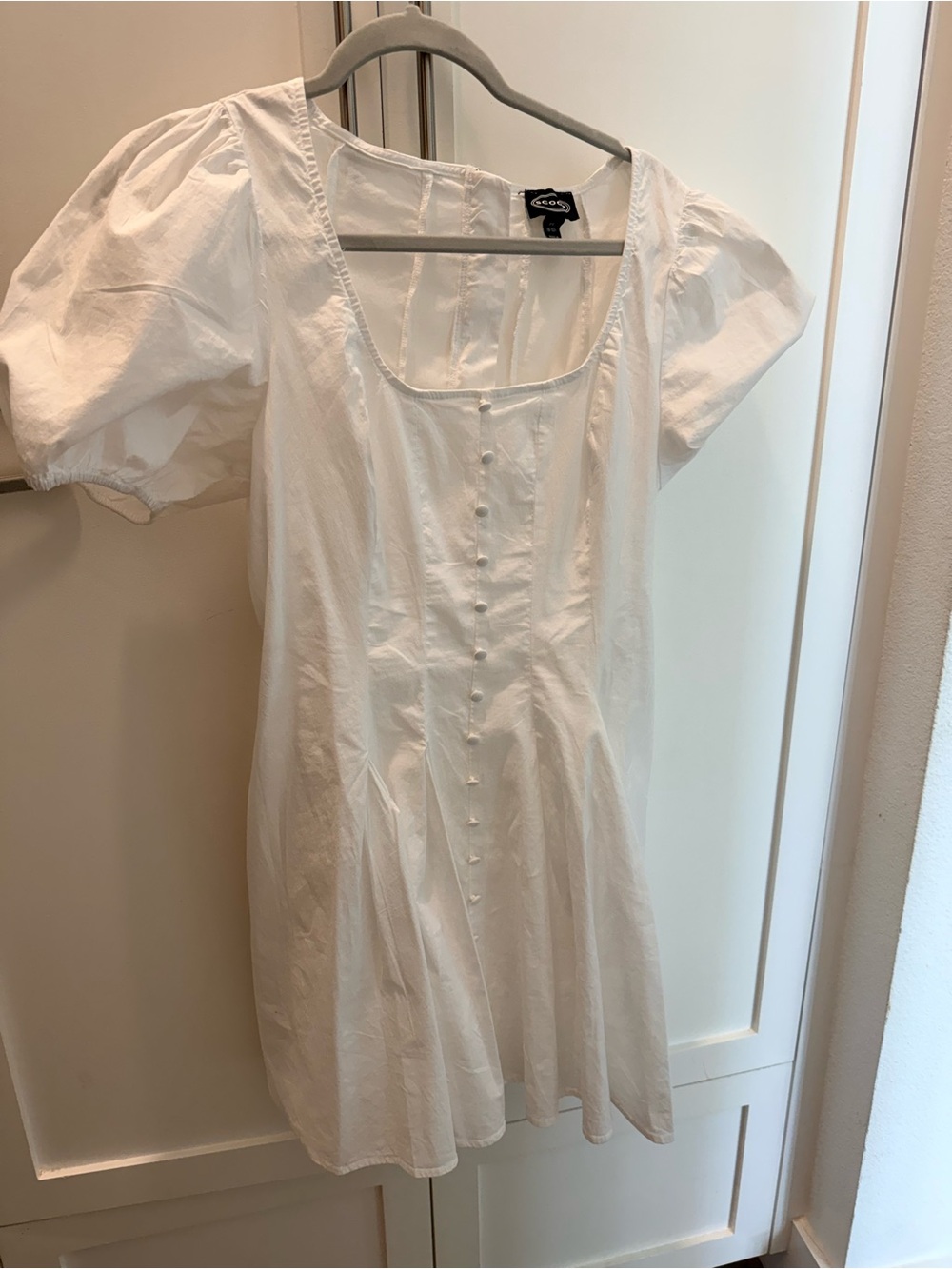 White Puff Sleeve Button-Front Women’s Dress